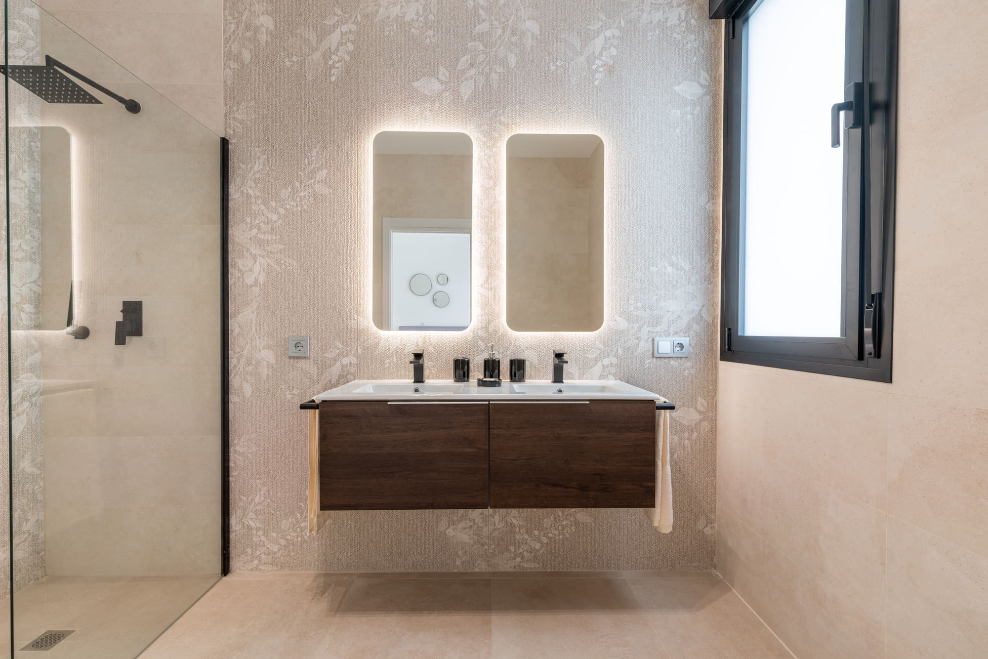 diseño baño promotora inmobiliaria constructora